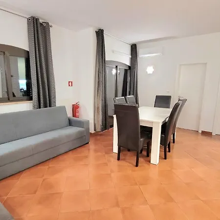 Mikes Nora Velha Appartement